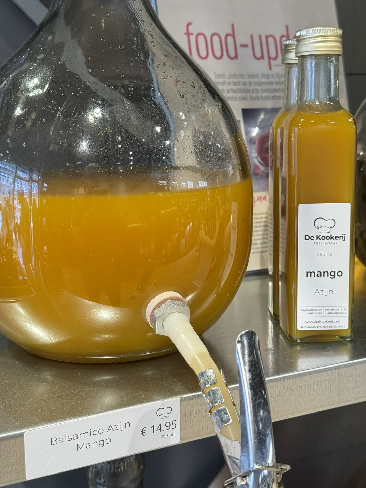 Balsamico azijn met mango – Tropische smaakmaker voor salades, marinades en desserts