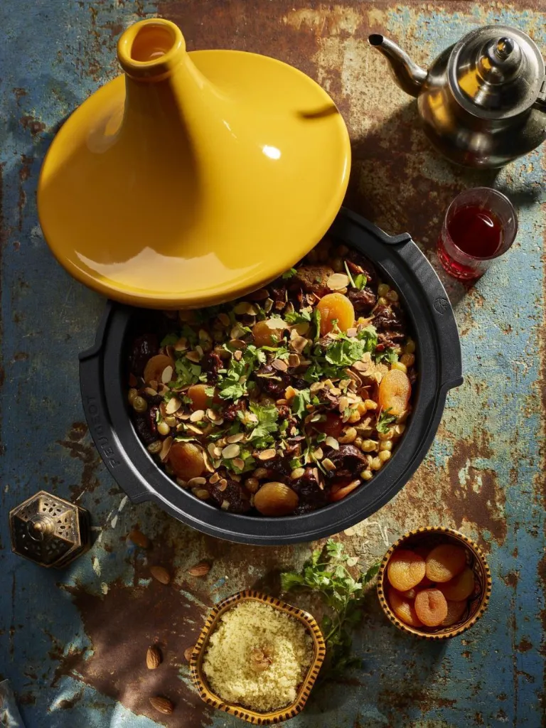 peugeot-saveurs-tajine-atlas-33cm-potten-pannen-saffraangeel-62163-65662-1.webp